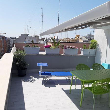 Attico Con Terrazza A Bari Leilighet Eksteriør bilde