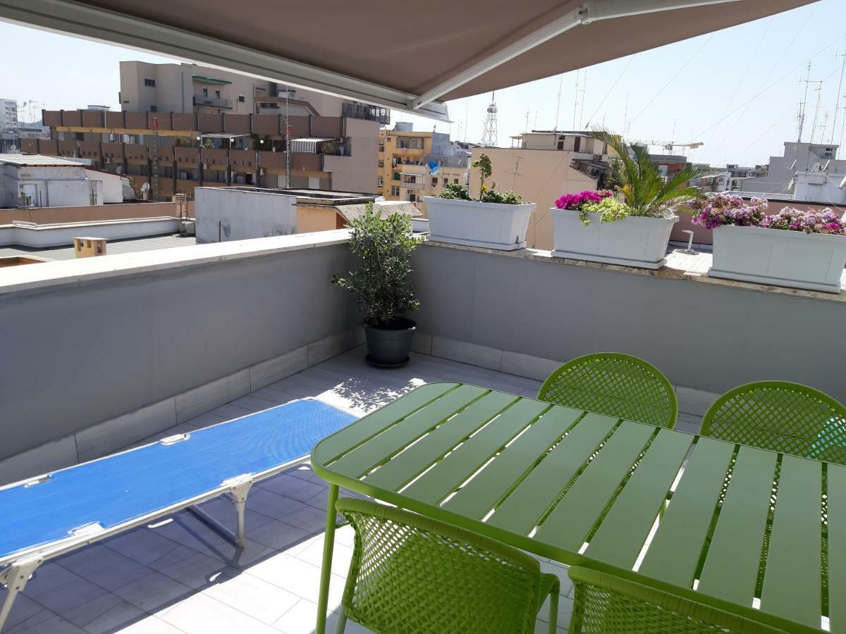 Attico Con Terrazza A Bari Leilighet Eksteriør bilde