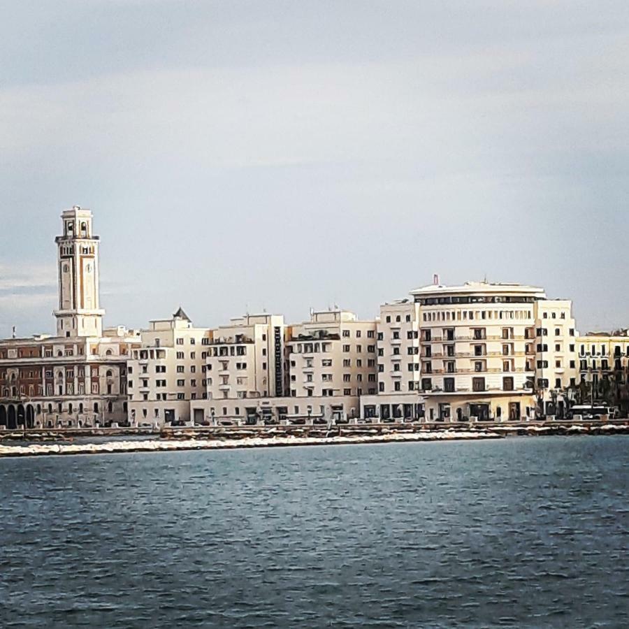 Attico Con Terrazza A Bari Leilighet Eksteriør bilde
